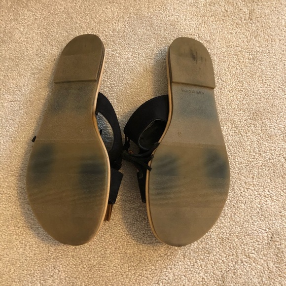 GUC Black + Tan Sandals - Picture 2 of 2